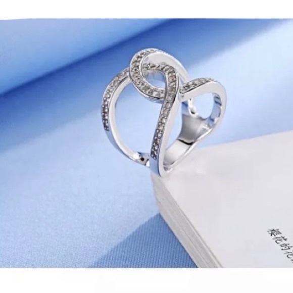 Design Cross Shape Rhinestone Finger Rings S925 - Picture 2 of 6